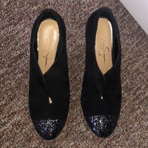 Black Pump Classic Heel- bootie Jessica Simpson 10